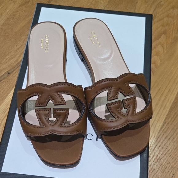 Gucci Tan Leather Cutout Mules - Picture 1 of 11